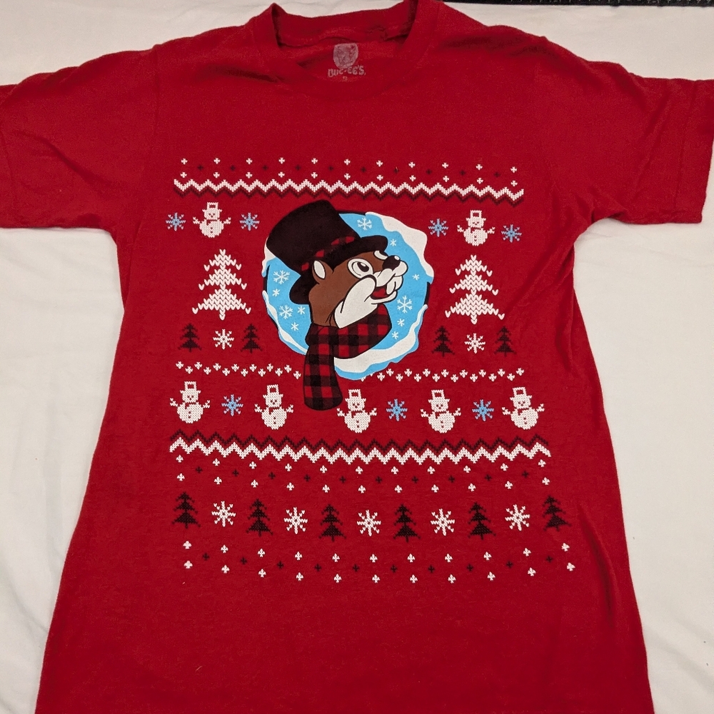 Buc-ees's Christmas Worth Melting For Red  T-shirt Truck Stop Beaver Size Small